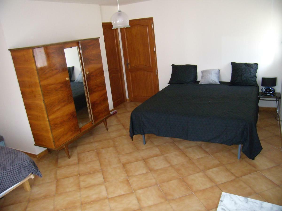 Comme Chez Vous Villa Bayons Bagian luar foto