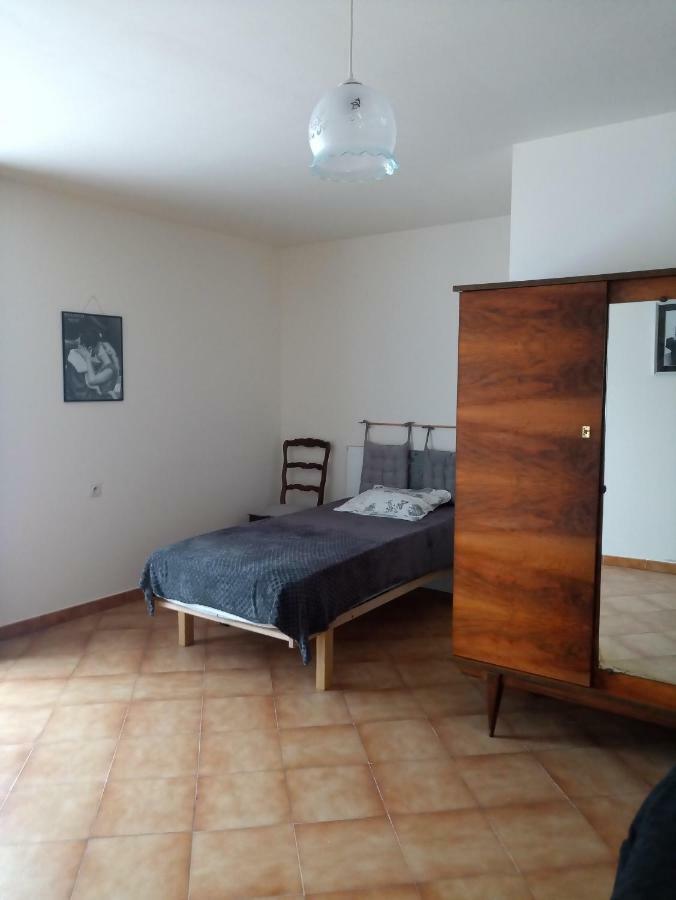Comme Chez Vous Villa Bayons Bagian luar foto